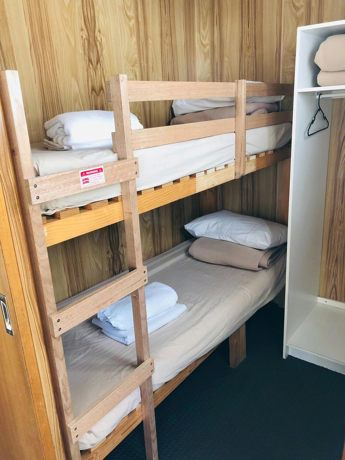 Standard Access Cabin