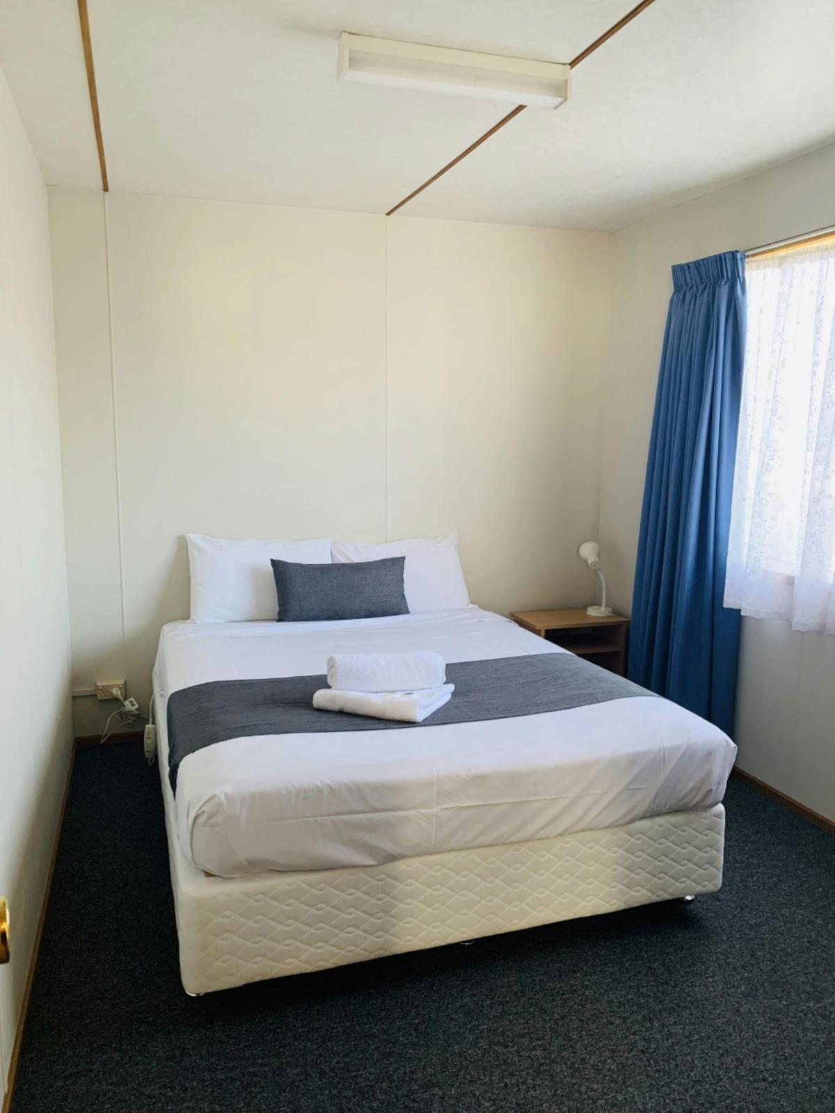 Standard Cabin - Sleeps 4