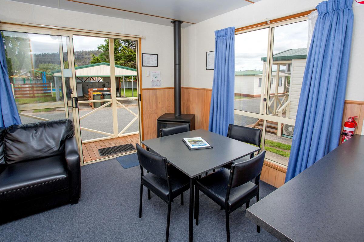 Superior Cottage - Sleeps 6