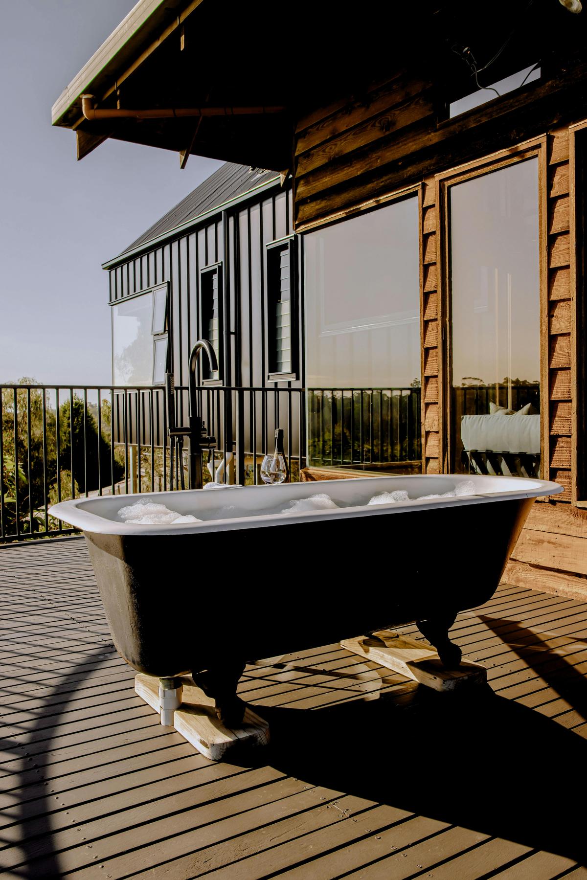 Soaker tub with a view