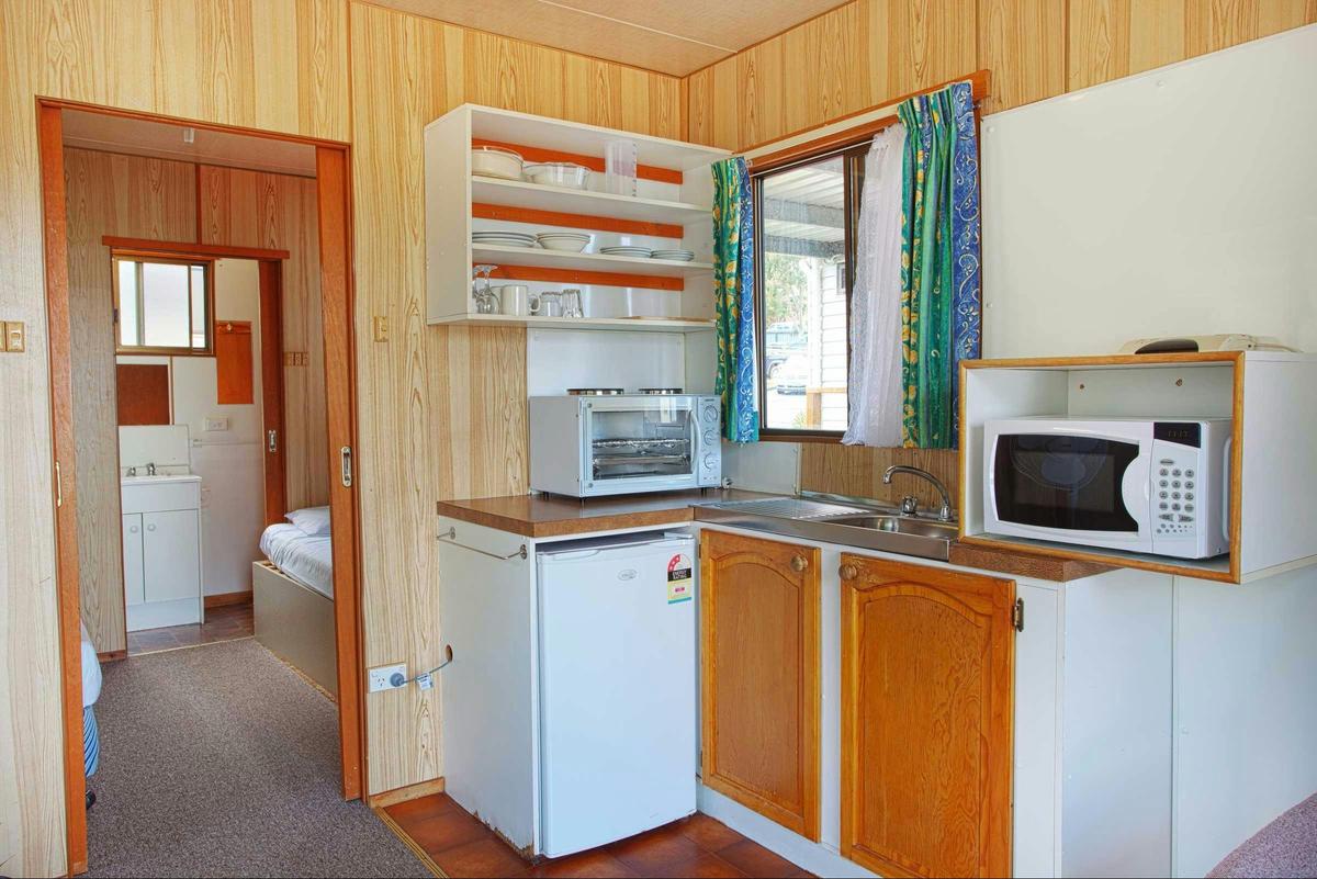 Economy Cabin - Sleeps 2
