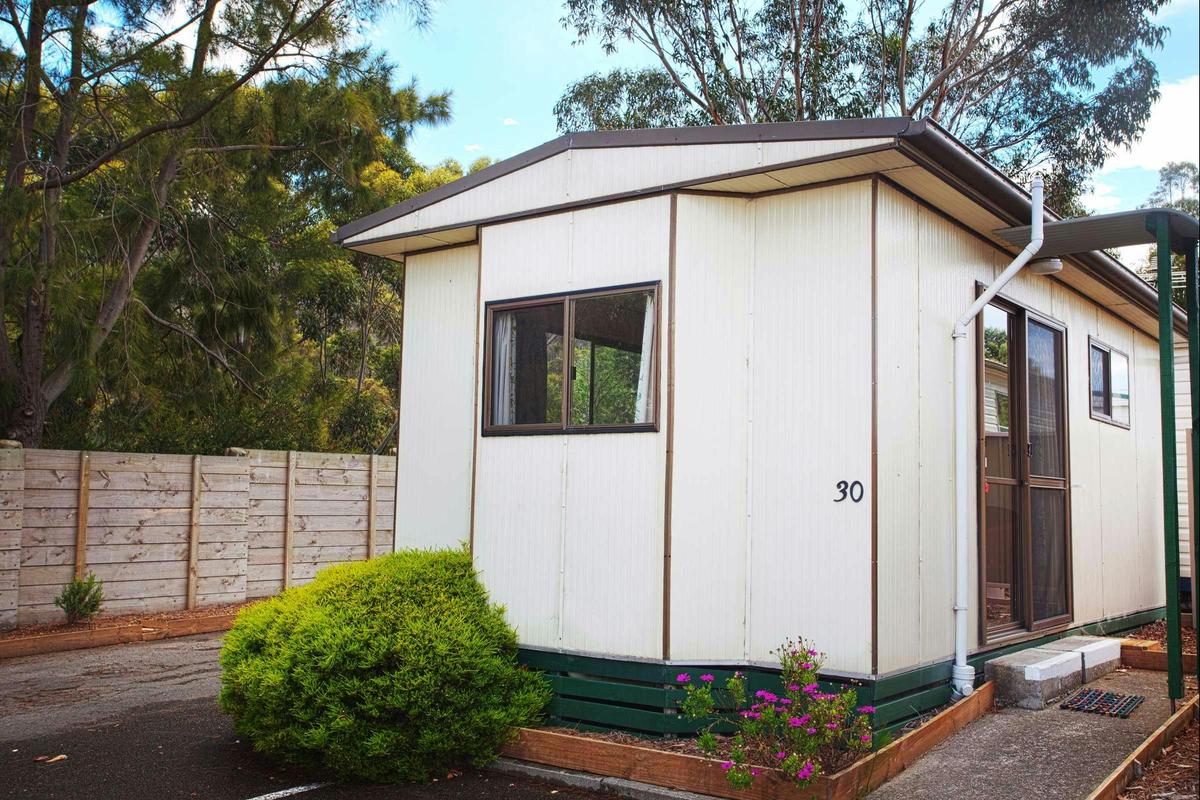Standard Cabin - Sleeps 2