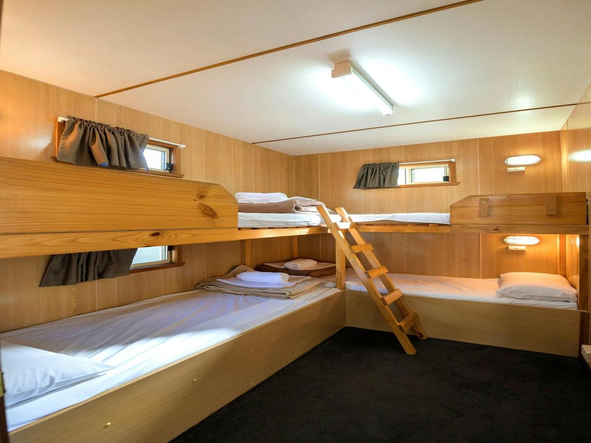 Standard 2 Bedroom Cabin - Sleeps 6