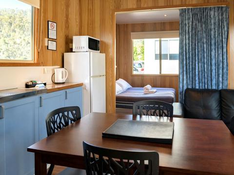 Standard 2 Bedroom Cabin - Sleeps 6