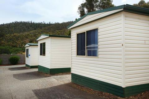 Standard Studio Cabin - Double - Sleeps 4