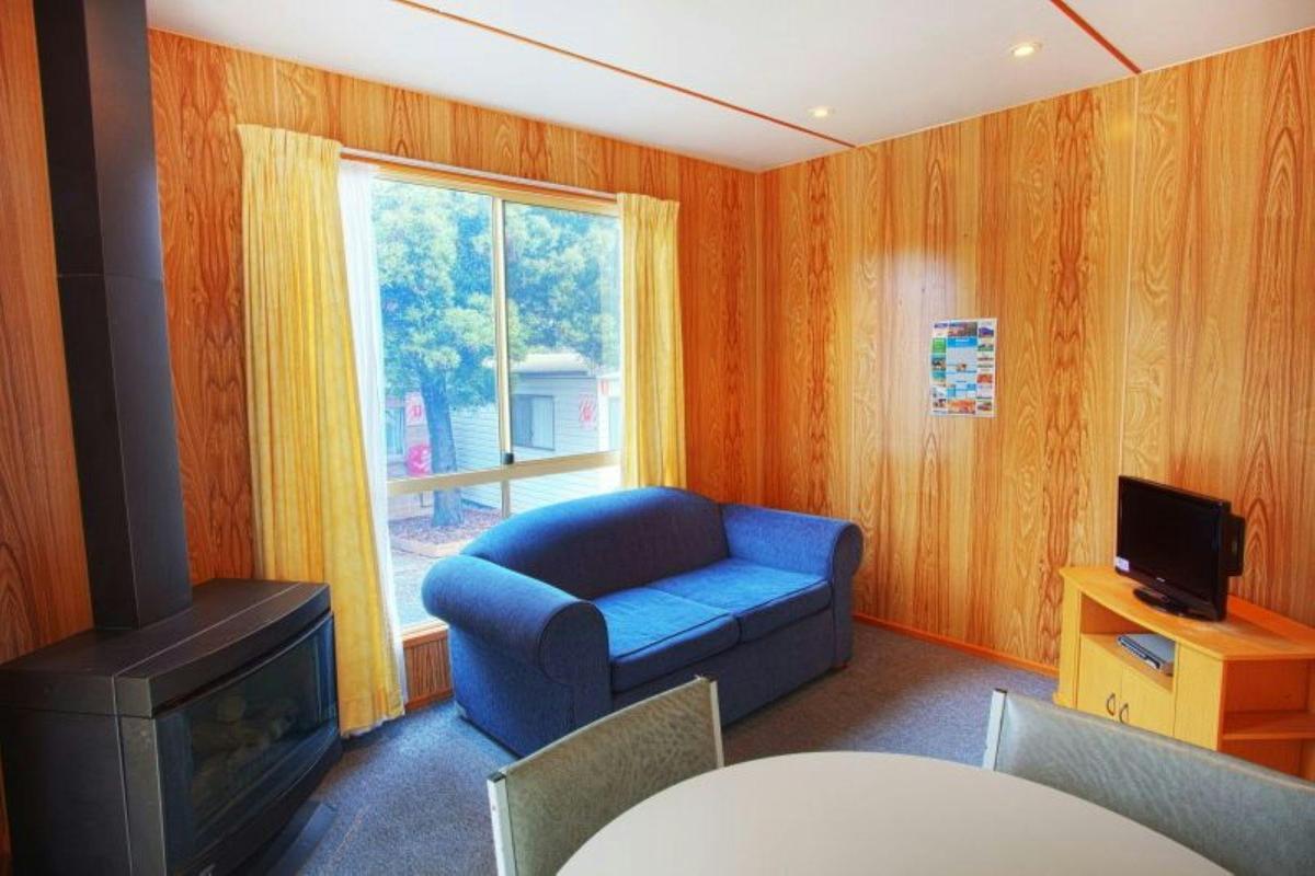 Standard Cabin - Double - Sleeps 4