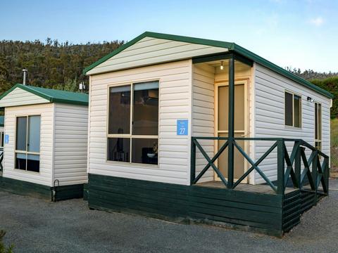 Superior Spa Cottage - Sleeps 2