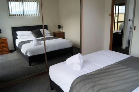 Superior Cottage - Sleeps 8