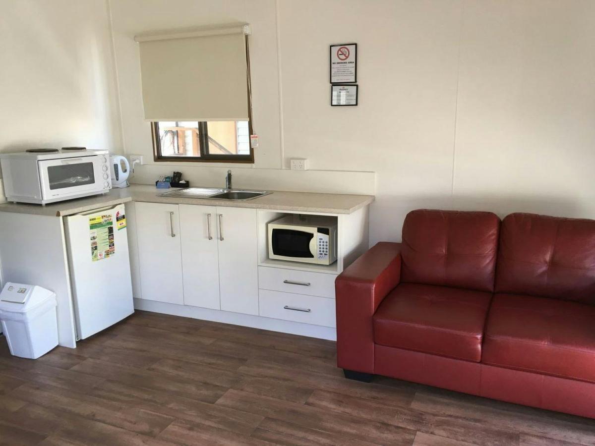 Economy Studio Cabin - Double