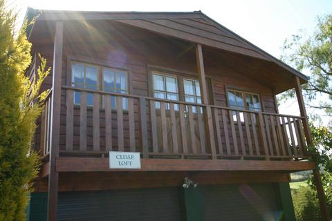 Cedar Loft Studio apartment