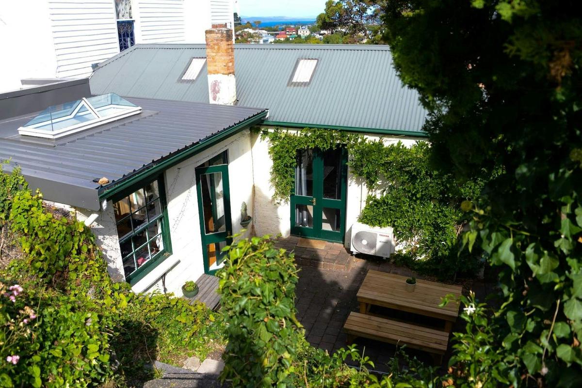 Bostane Cottage