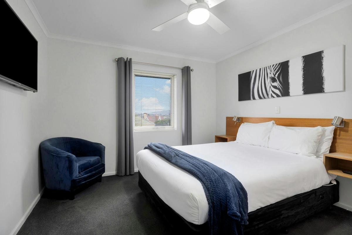Three Bedroom Courtyard Apartment