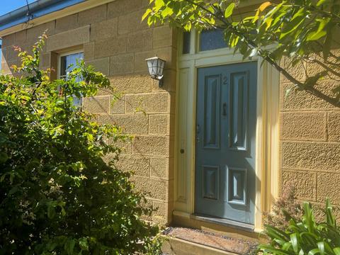 Eliza Cottage North Hobart