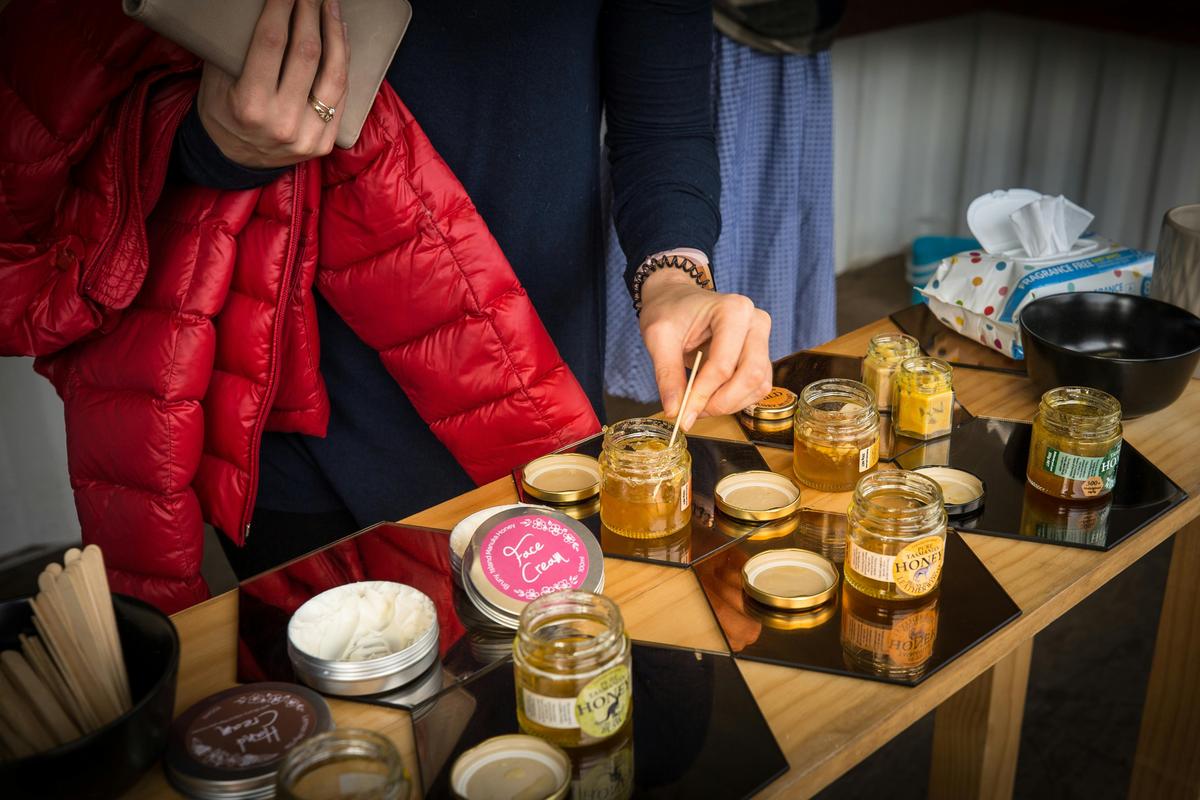 Bruny Island Gourmet Food, Sightseeing & Lighthouse Tour