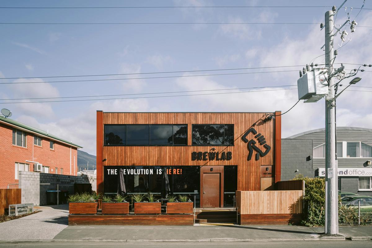 The street view of Brewlab