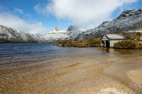 10 Day Tasmanian Tour including Cradle Mountain and Wineglass Bay