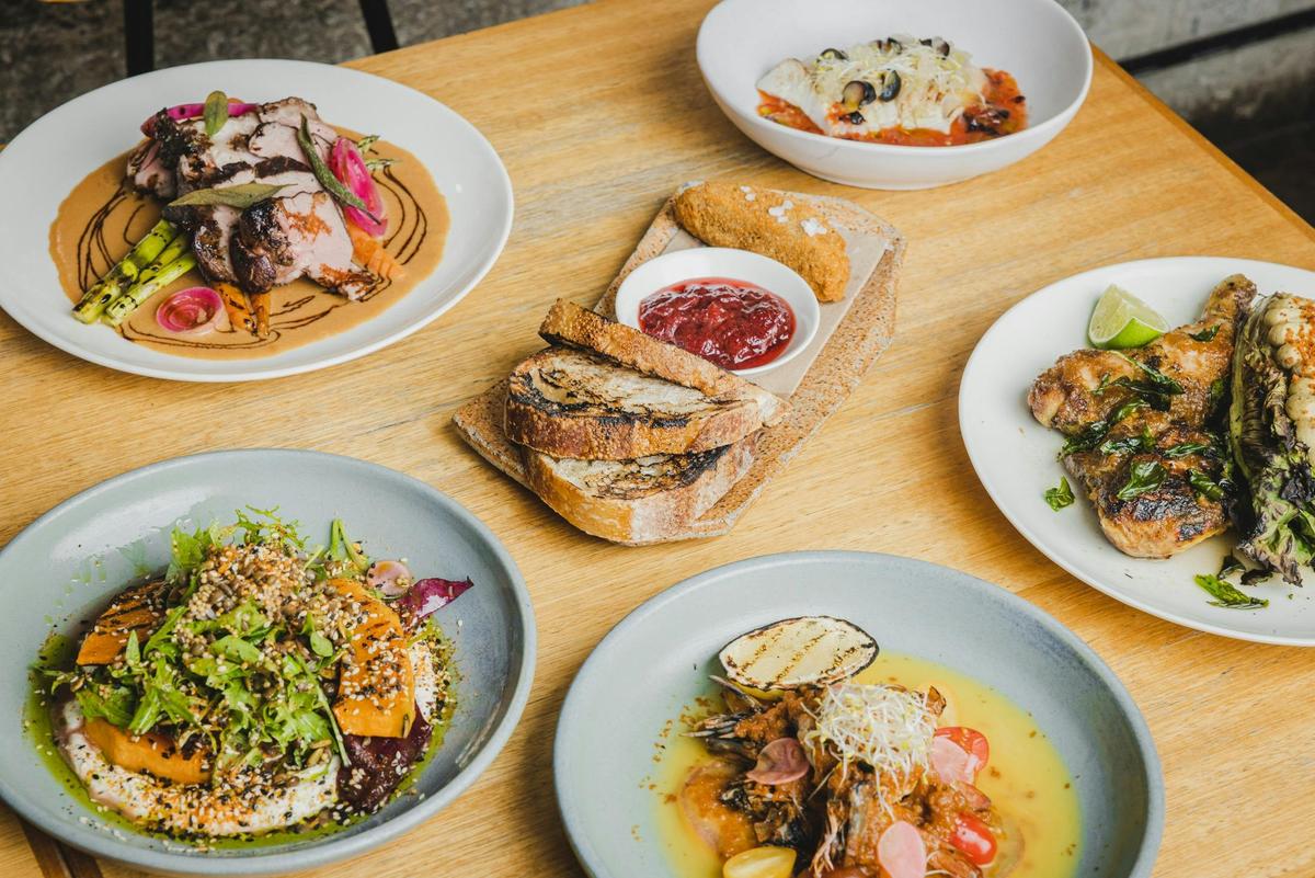 Our fresh, exciting, and colourful menu will leave you wanting more! 😋