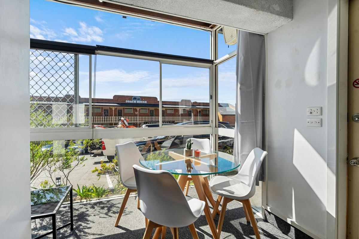 One Bedroom Apartment