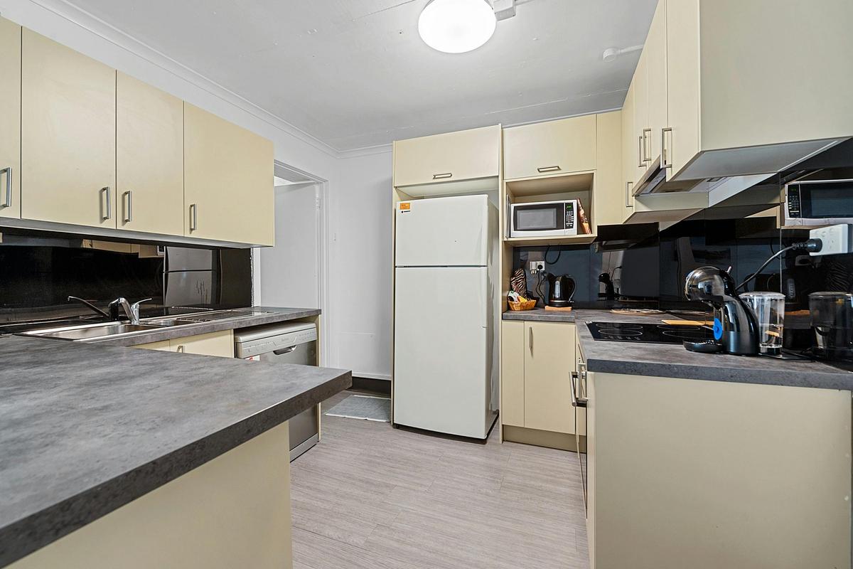 One Bedroom Apartment