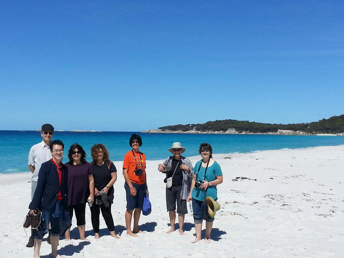 Bay of Fires Day Tour