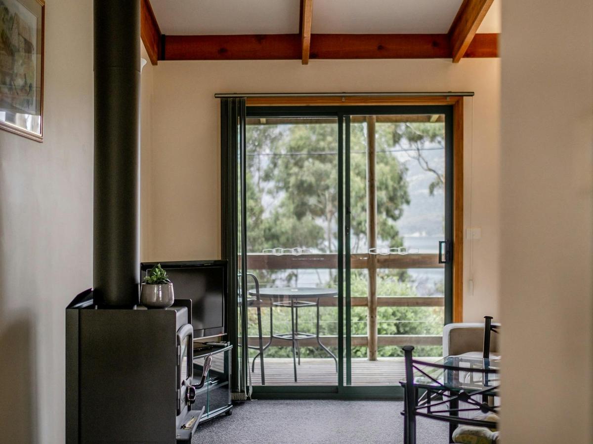 Freycinet Cottage 1 and 2