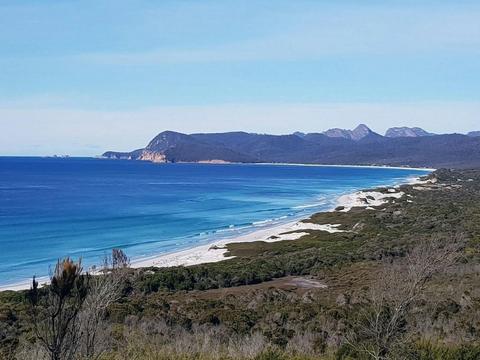 Freycinet National Park - Friendly Beaches Lookout