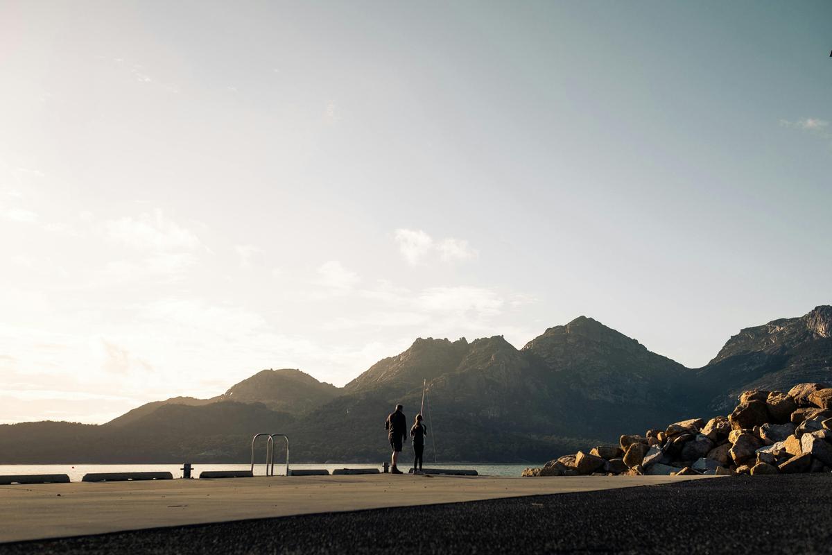 Fishing from shore - The Jetty, Esplanade edit
