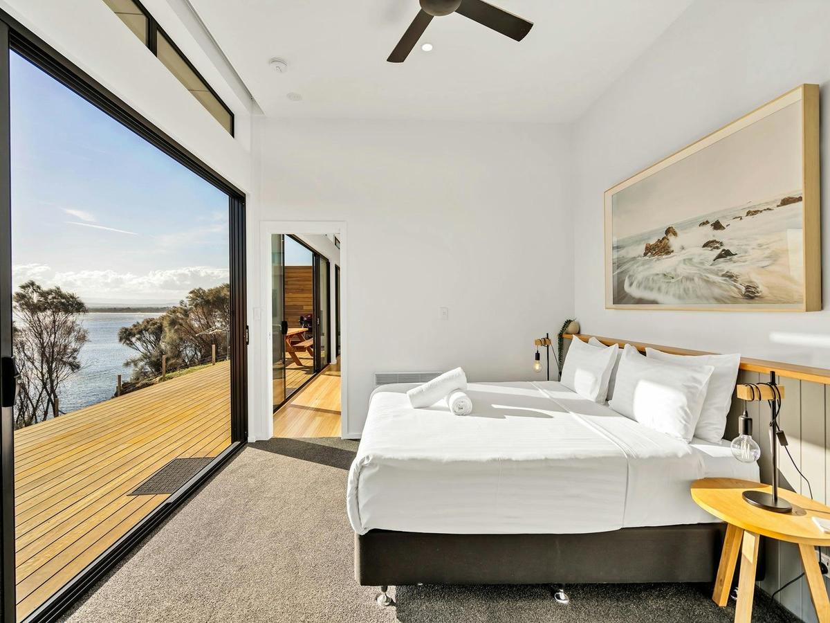 Freycinet Coastal Retreat