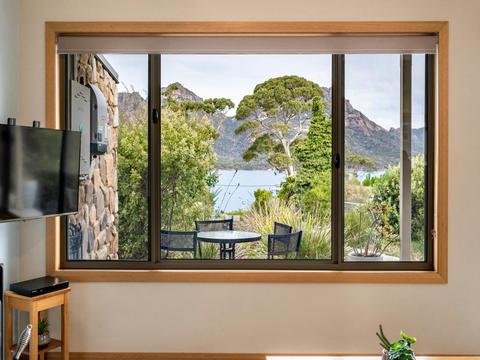 Freycinet Stone Studio Apartments