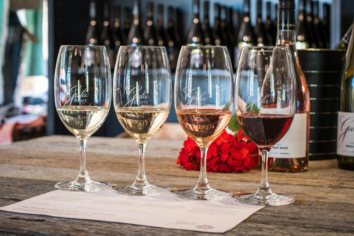 3 separate  Wine Flight options.