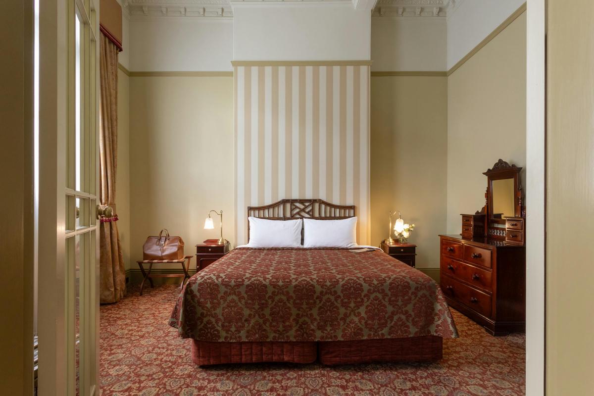Victorian Suite