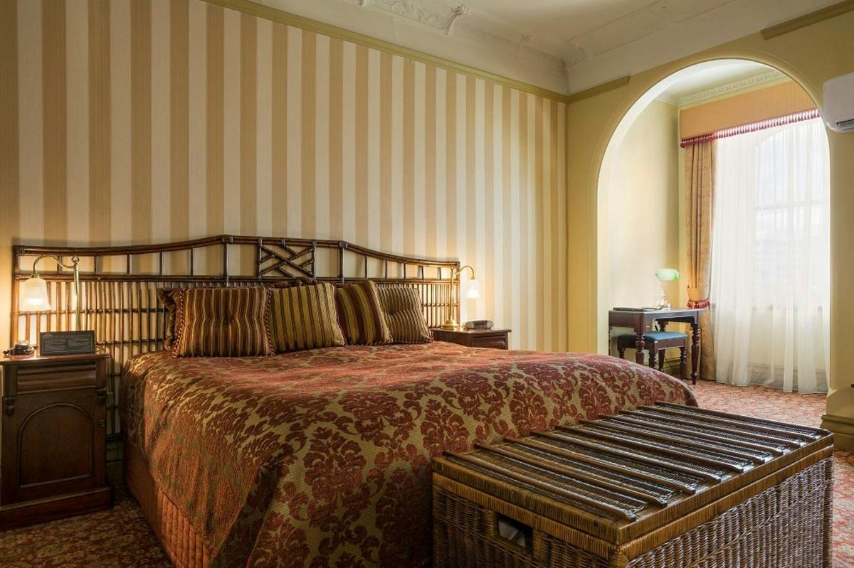 Victorian Suite