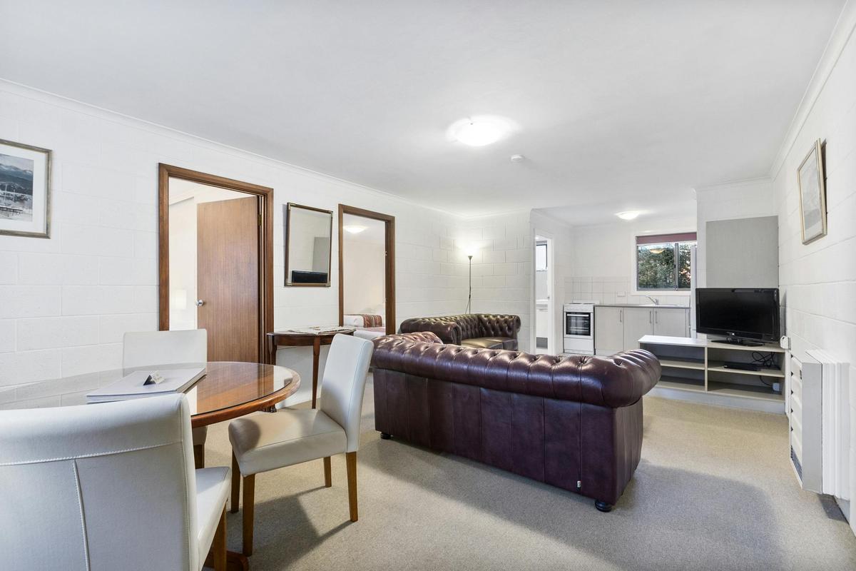 Apartment (2 Bedroom)
