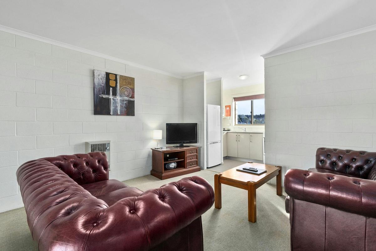 Apartment (2 Bedroom)