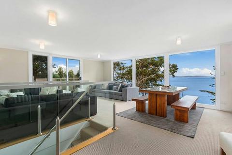 Hidden Bay Retreat