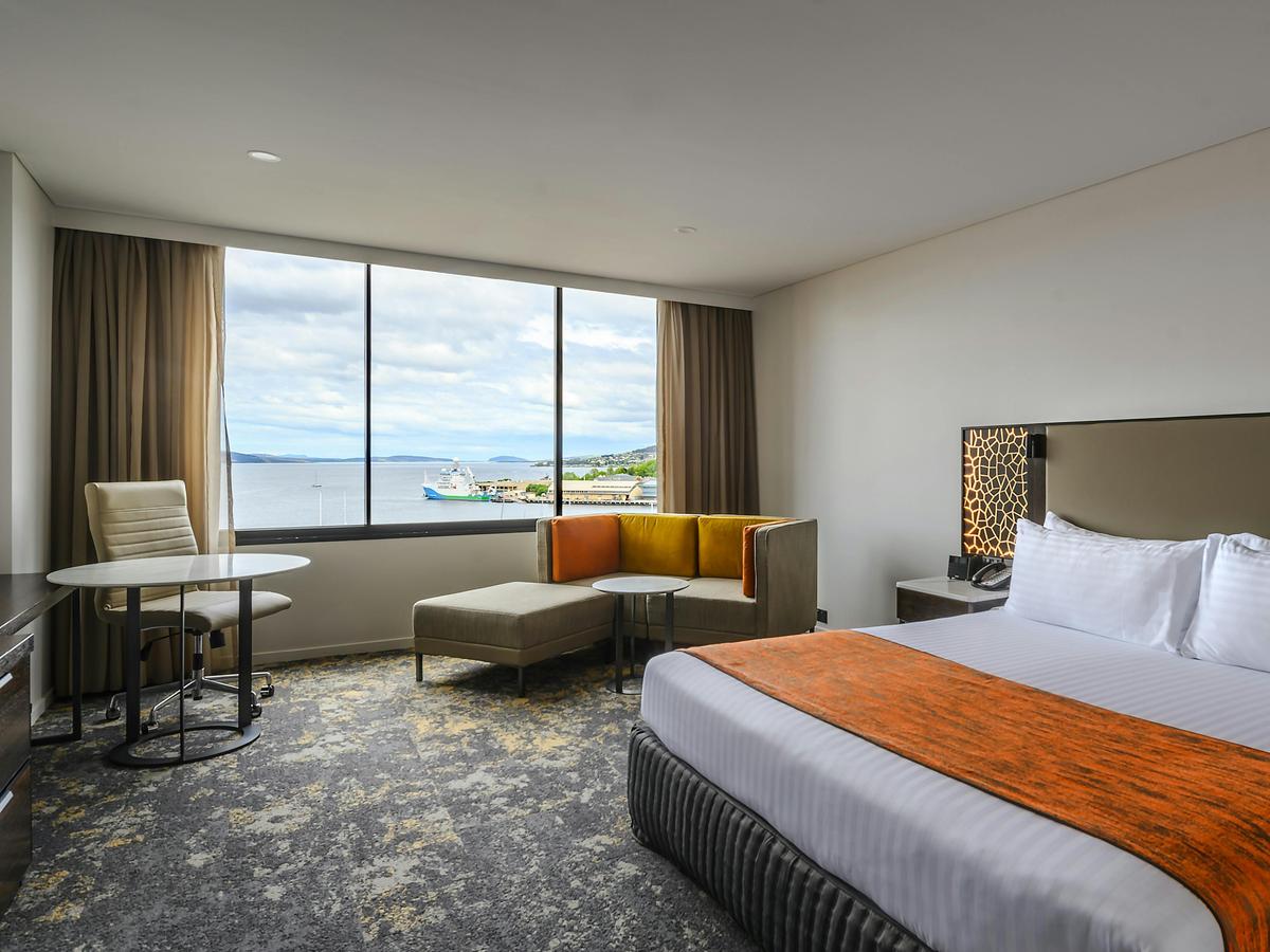 Superior Harbour View King
