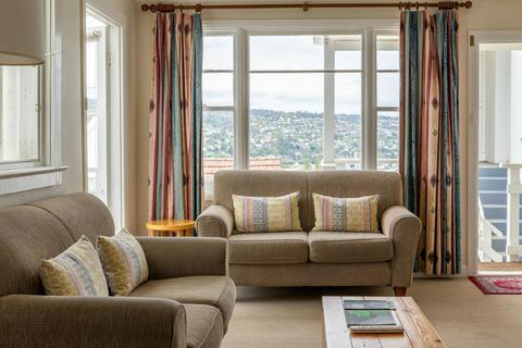 Apartment 5 - River View