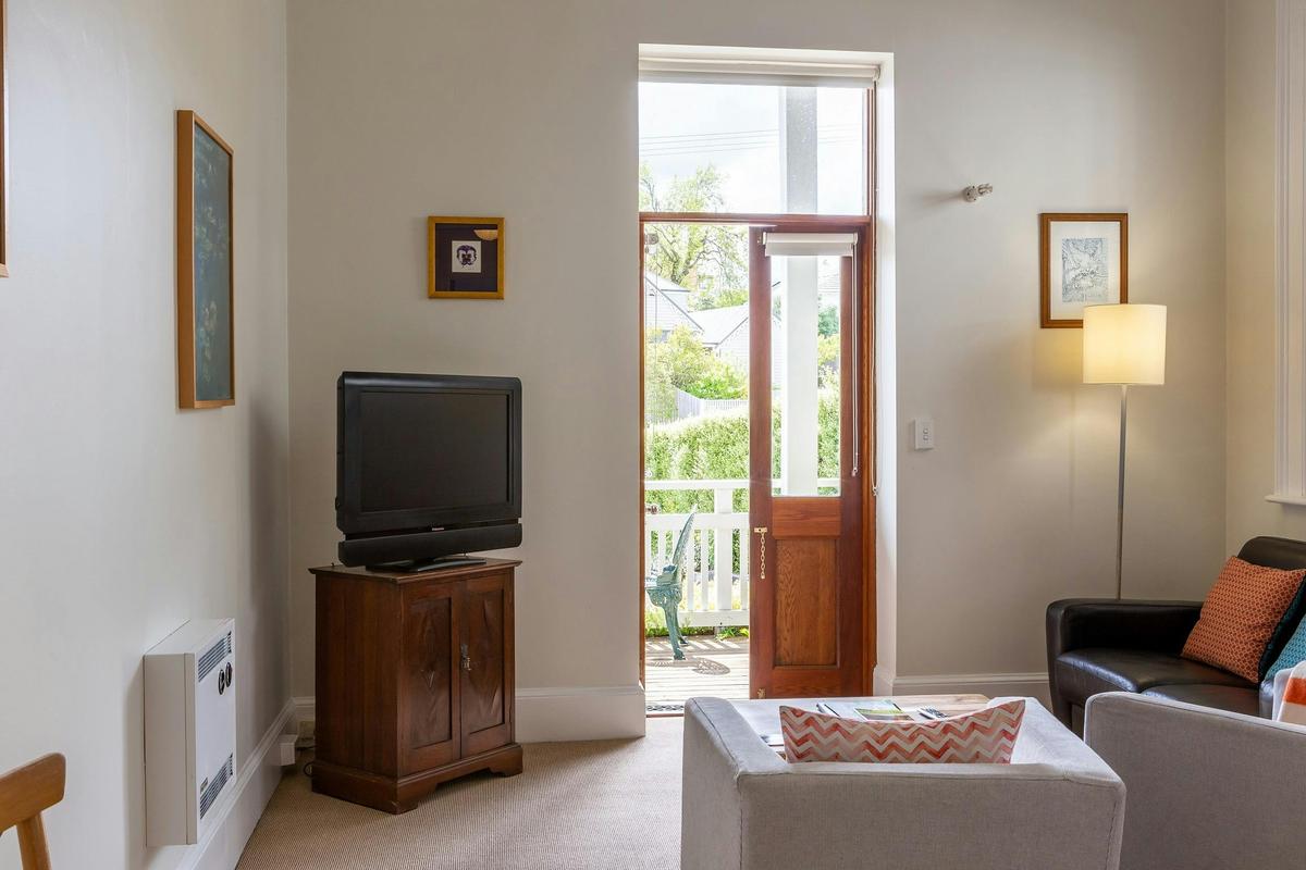 Apartment 3 - Garden View