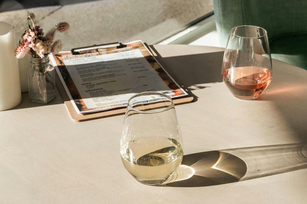 Highclare Estate Wine Room sparkling wine in the sunshine
