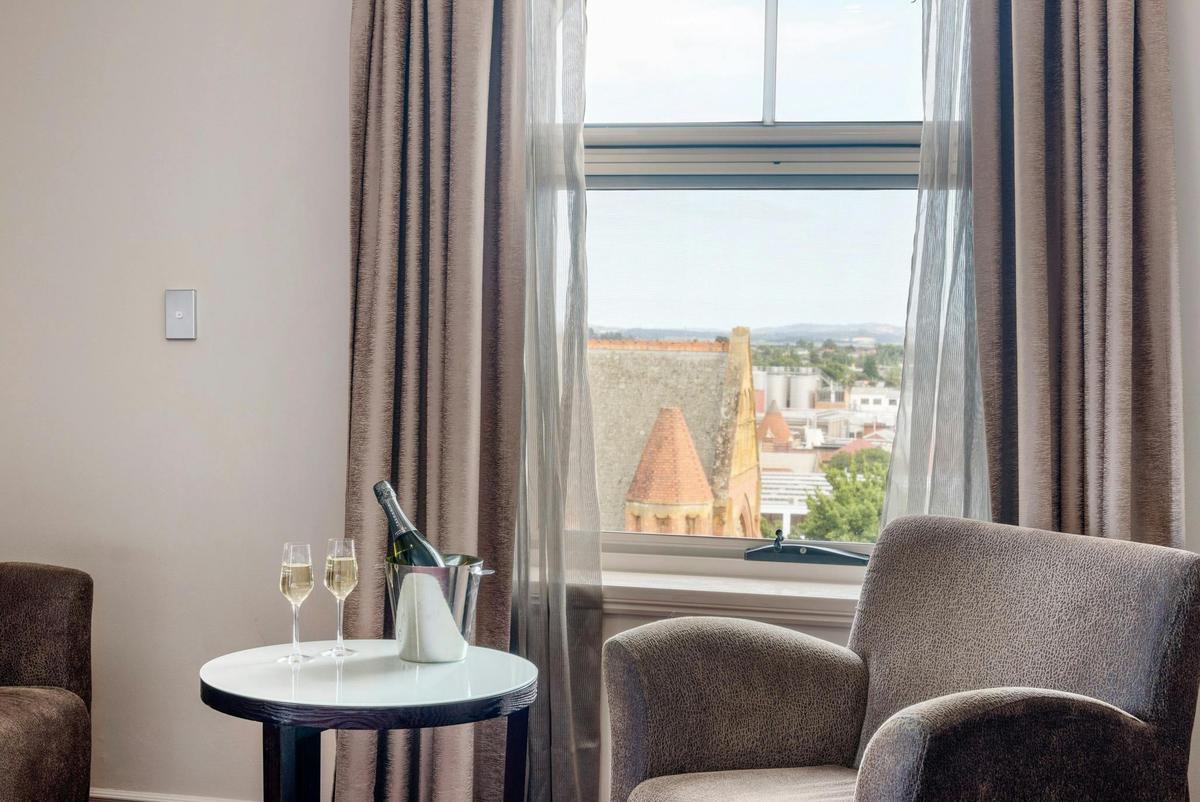 Ensuite Room (Executive)
