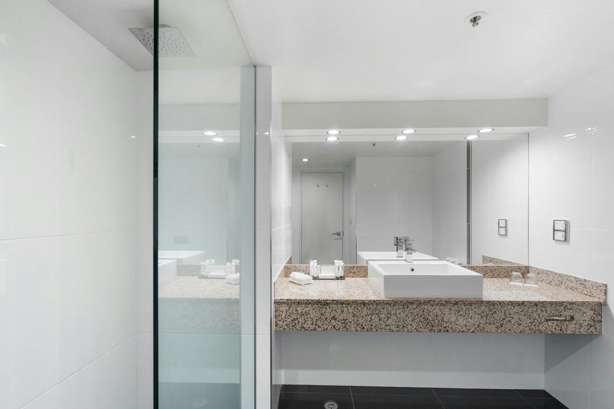 Ensuite Room (Executive)