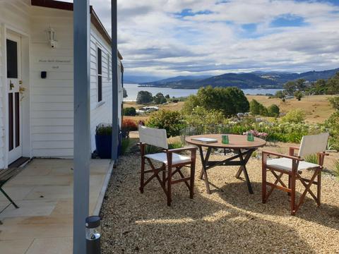 Huon Belle Homestead