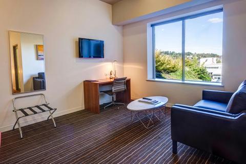 Executive Studio