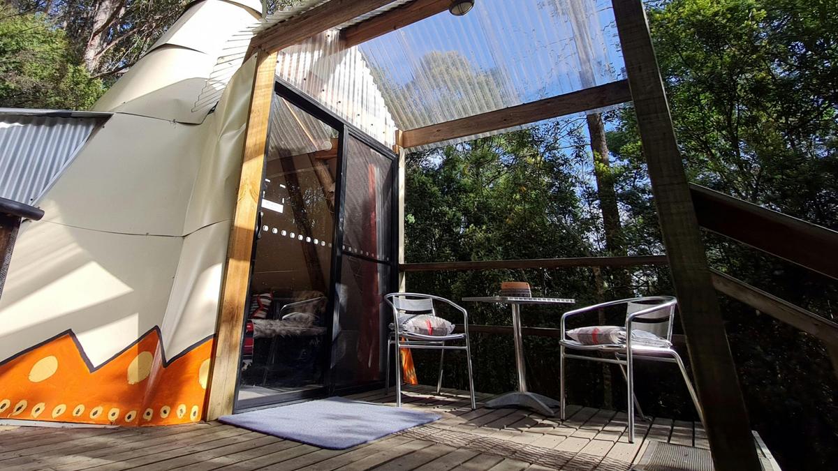 private deck