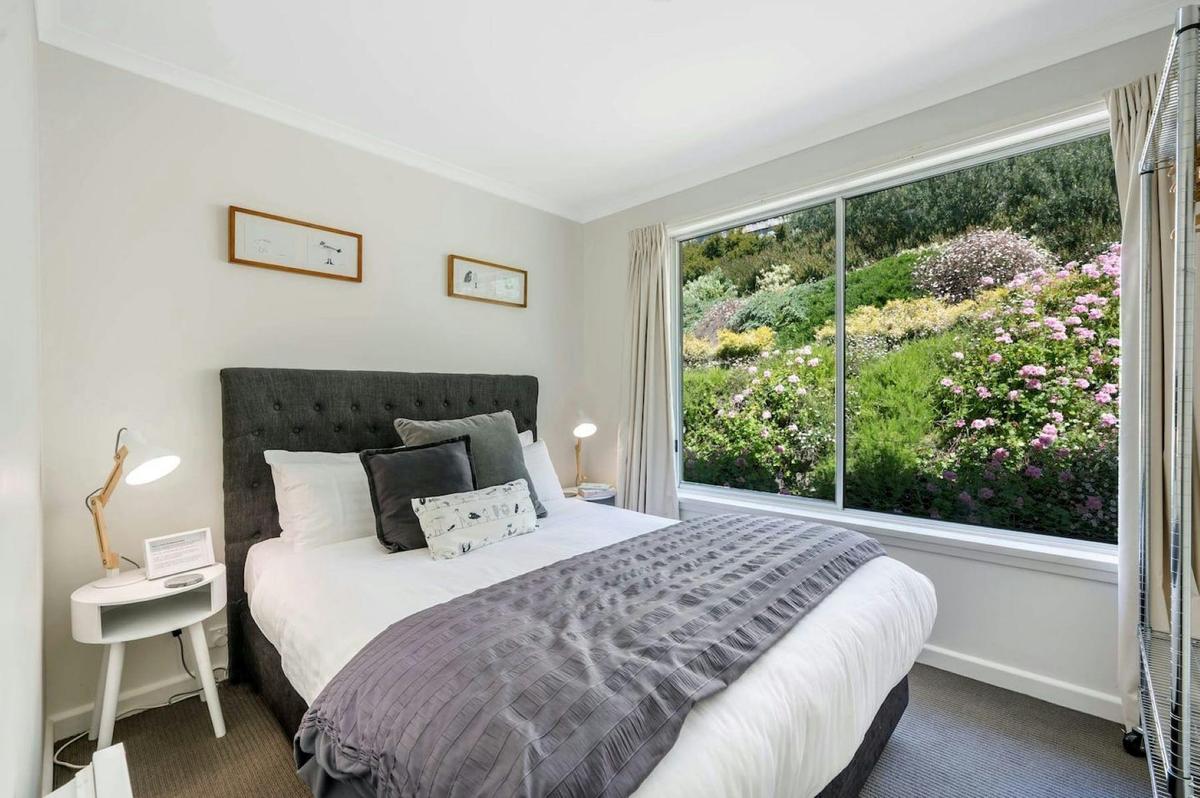 stayinhobart.com.au