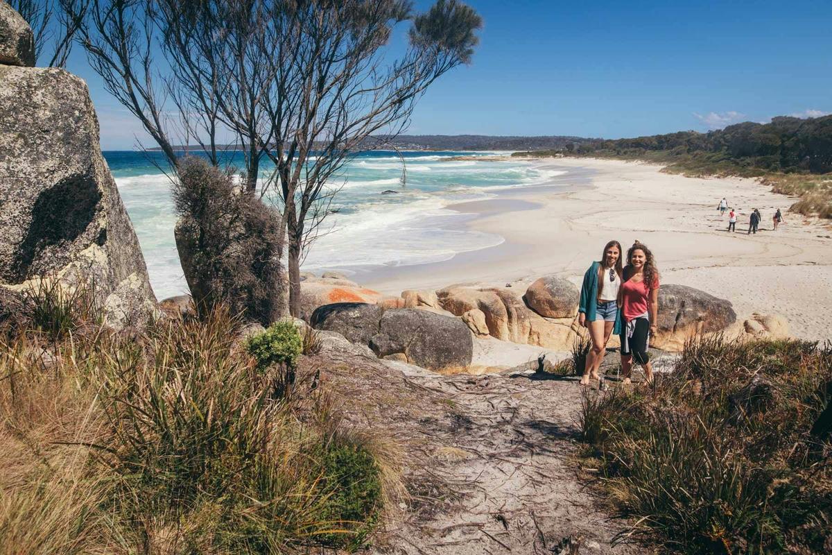 Walk Tasmania's Bay of Fires