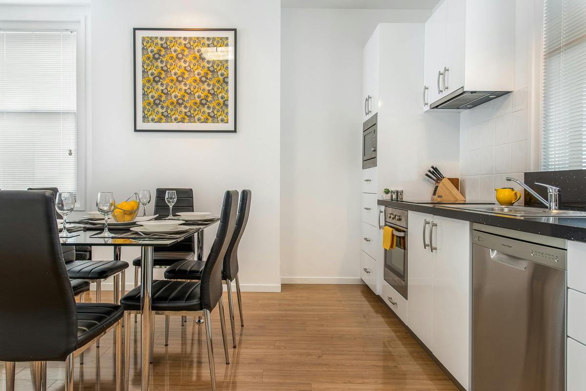 Fully equipped kitchen