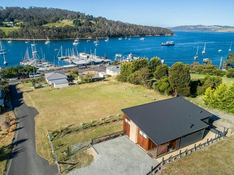 Little Oyster Bayview Cottage