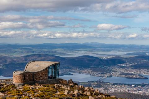 iWander Tasmania