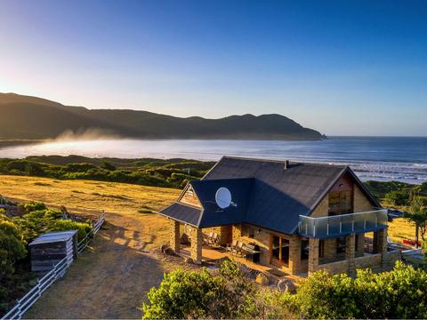 Cloudy Bay Villa